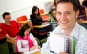 Chương trình du học Pháp bằng tiếng anh