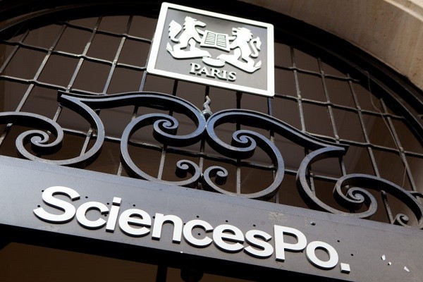 Trường SciencesPo xếp 4 thế giới trong giảng dạy Khoa học Chính trị và Hành chính công.